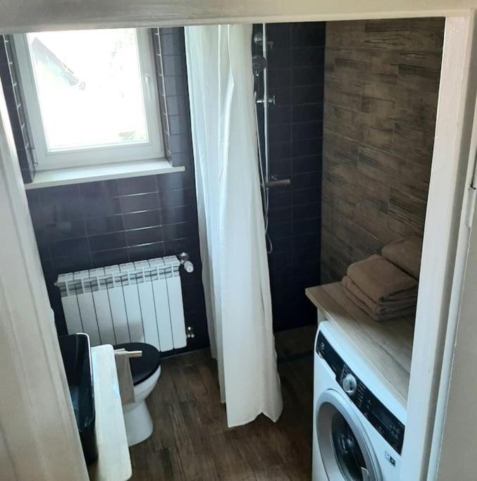Apartment Family In Lagiewniki